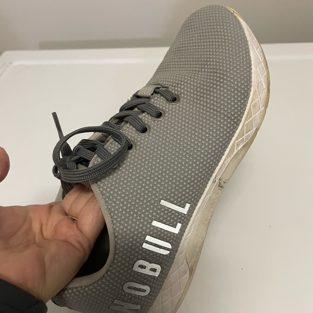 NOBULL - ARCTIC GREY TRAINER size 7.5 w 6 m